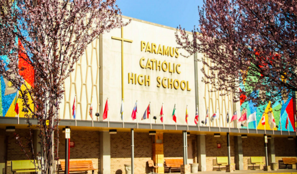 帕拉莫斯天主教高中 - Paramus Catholic High School | FindingSchool
