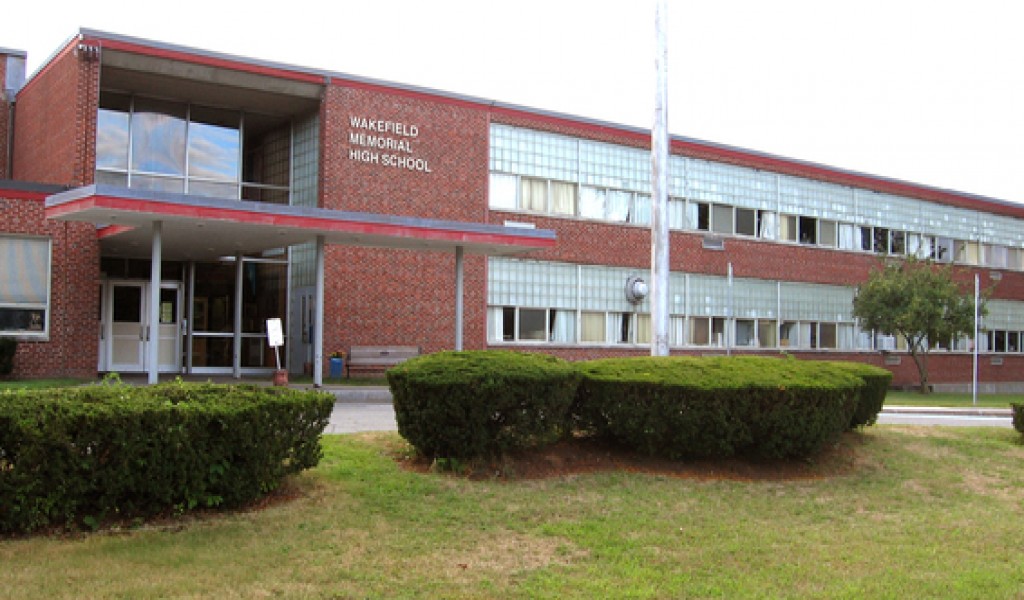 威克费尔德纪念高中 - Wakefield Memorial High School | FindingSchool