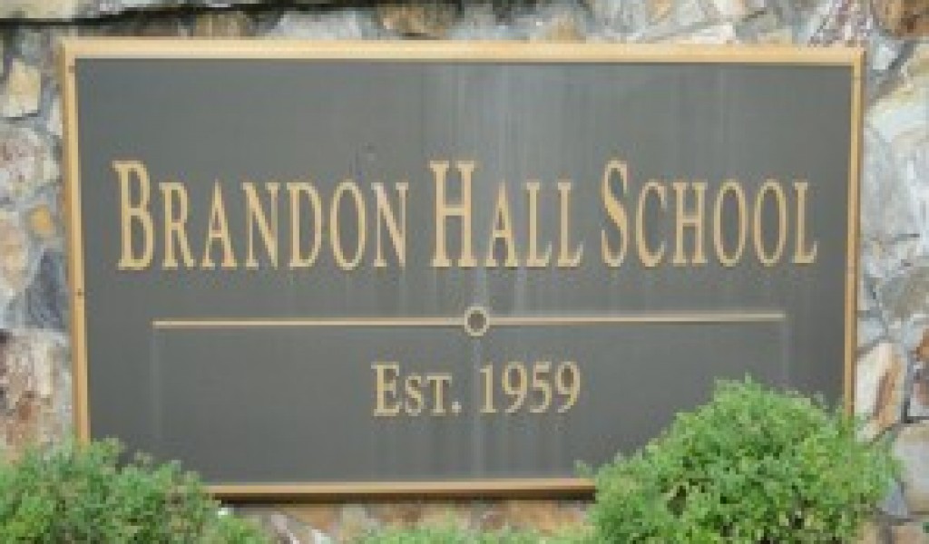 布兰登中学 - Brandon Hall School | FindingSchool