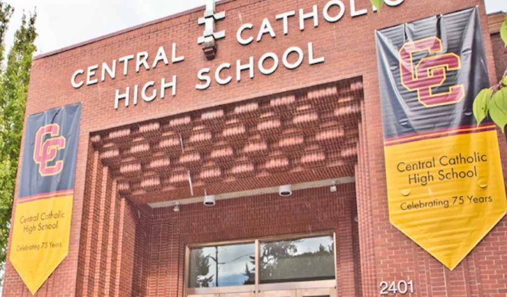 天主教中心高中 - Central Catholic High School | FindingSchool