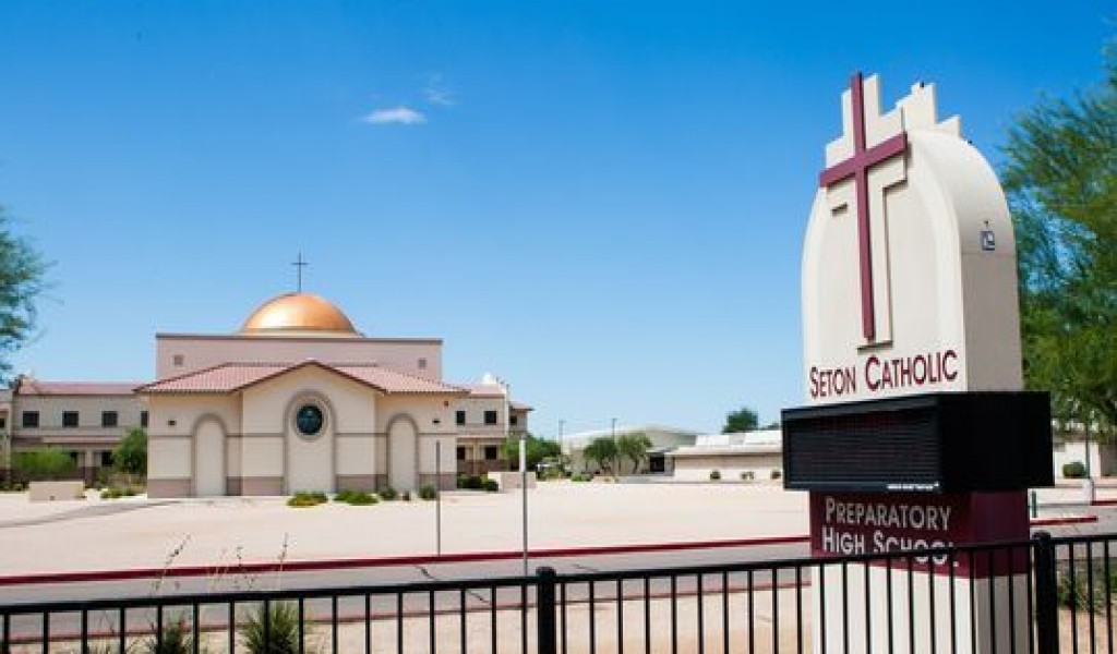 西顿天主教预备高中 - Seton Catholic Preparatory High School | FindingSchool