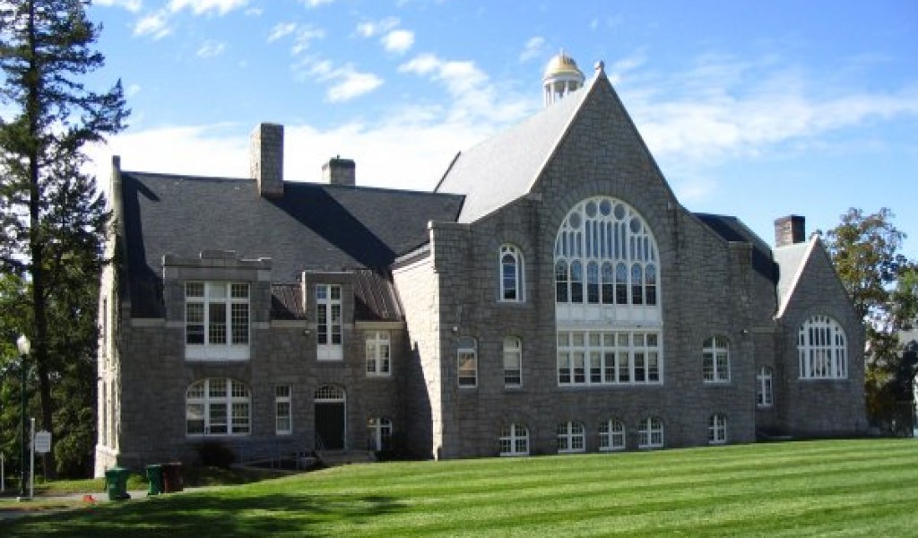 贝里克郡学院 - Berwick Academy | FindingSchool