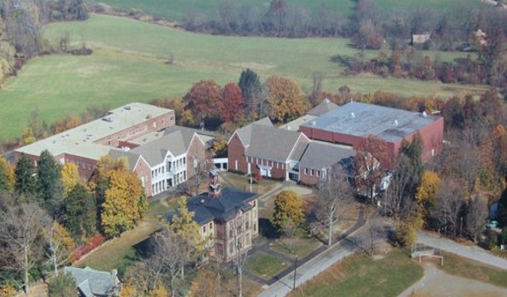 伍德斯托克学院 - Woodstock Academy | FindingSchool