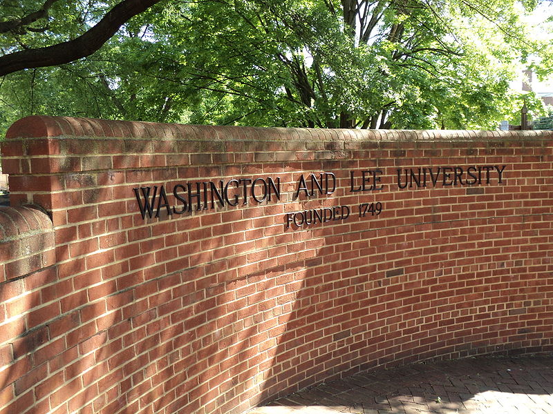 华盛顿和李大学 - Washington and Lee University brick sign - Washington and Lee University